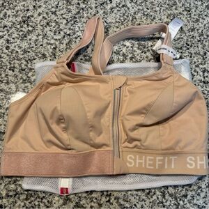 SHEFIT Ultimate Sports Bra